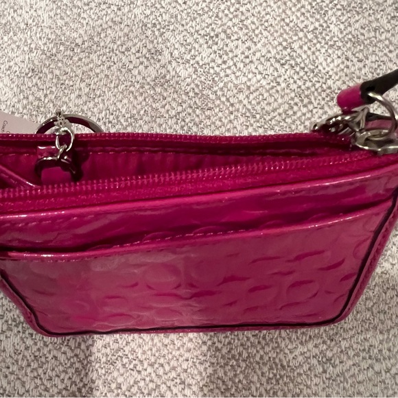 Coach SV/Magenta CC Wristlet Pink F48716 - Picture 8 of 14